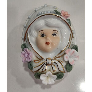 Victorian Trinket Box With Lady Face With Bonnet Vintage. Porcelain.